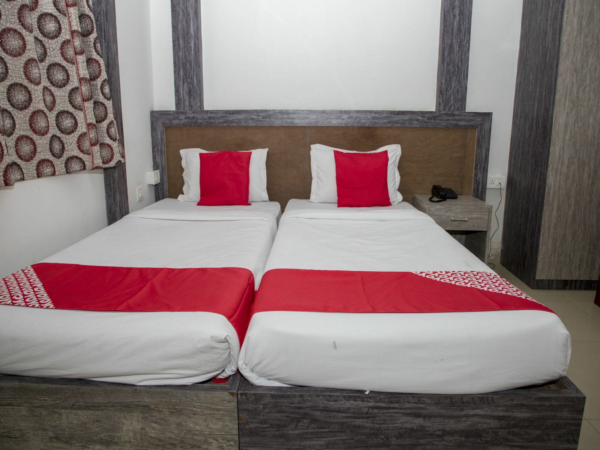 Oyo 11346 Hotel Tazz Odisha Bhubaneswar Exterior photo